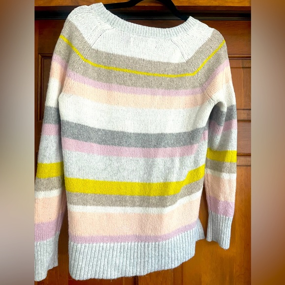 Loft M pastel striped sweater - Picture 2 of 3